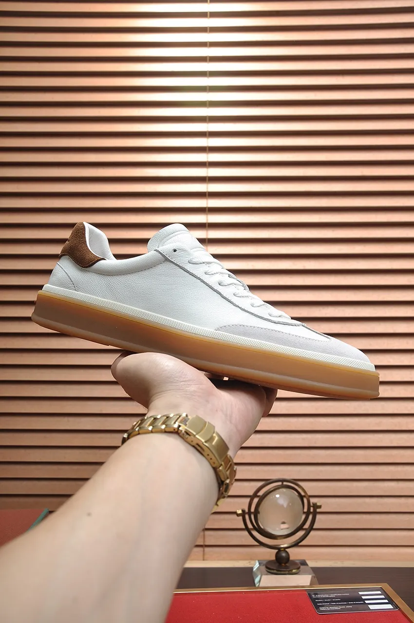 Men's men's shoes 💰540💶【𝐥𝐨𝐫𝐨 𝐏𝐢𝐚𝐧𝐚】lp classic loafers, an Italian treasure brand, the only brand that can match Hermès! Only after wearing it do we realize that we cannot let down our feet. The upper is imported cashmere, the lining of water-dyed cowhide ➕ the cowhide feet, the official original glass rubber outsole, and the pendant. Exclusive original packaging (tag ➕ brand paper ➕ outer box ➕ hand bag) code number: 38-45